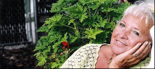 Портрет Миша Дефонсека