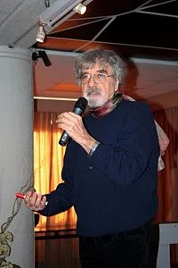 Портрет Умберто Р Матурана
