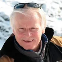 Портрет Марк Ярнелл