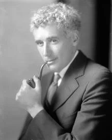 Портрет Герберт Фейс