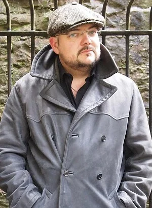 Портрет Дэвид Марк