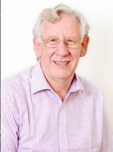 Портрет Питер Хорробин