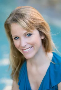 Портрет Кристин Хармел