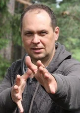 Портрет Гоша Юджиф