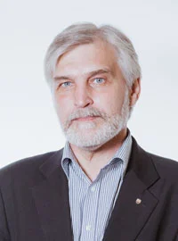 Портрет Александр Петров