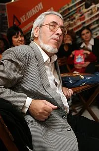 Портрет Любомир Николов