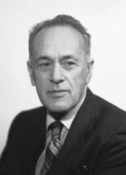 Портрет Михаил Владимирович Волькенштейн