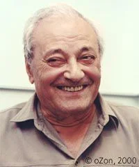 Портрет Владимир Владимирович Кунин