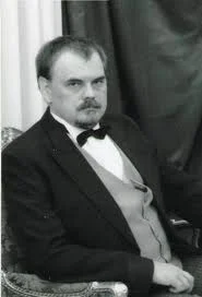 Портрет Виктор Авин