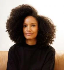 Портрет Кайли Рид