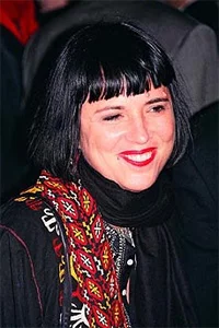 Портрет Ив Энцлер