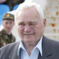 Портрет Валентин Александрович Николаев