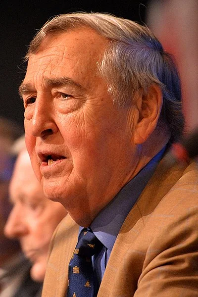 Портрет Грэхам Аллисон