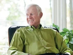 Портрет Харви Маккей