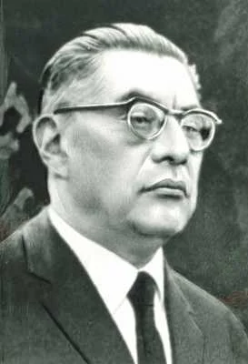 Портрет Агустин Яньес