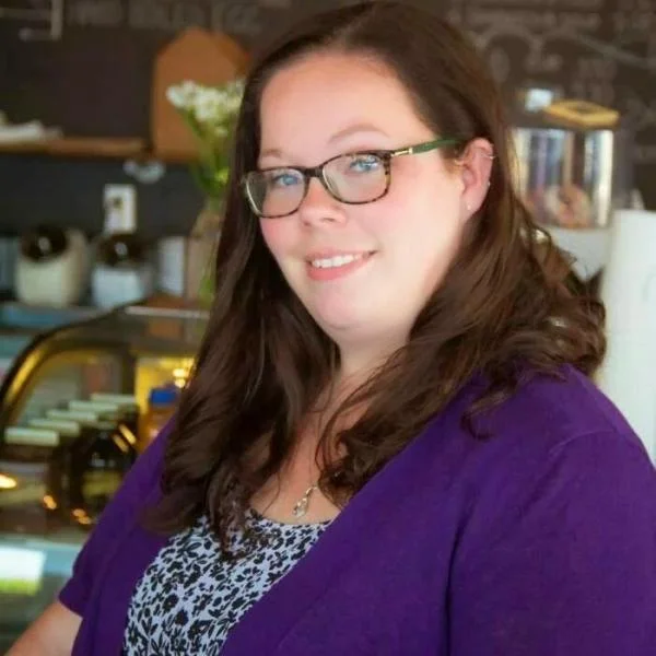 Портрет Эни Майклс