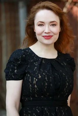 Портрет Хилари Дэвидсон