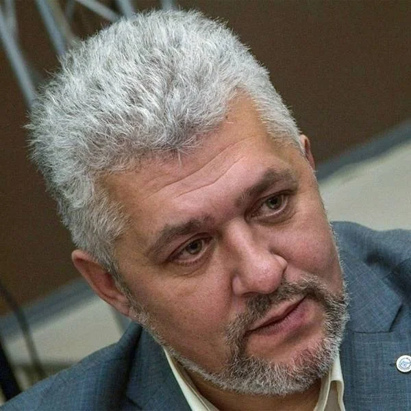 Портрет Тимур Ясавеевич Максютов