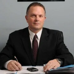 Портрет Дэниел Дэвид Рибакофф