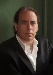 Портрет Гленн Купер