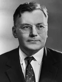 Портрет Владимир Алексеевич Кириллин