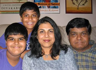 Портрет Читра Банерджи Дивакаруни