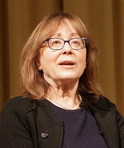 Портрет Мария Татар