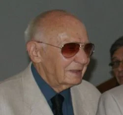 Портрет Збигнев Сафьян