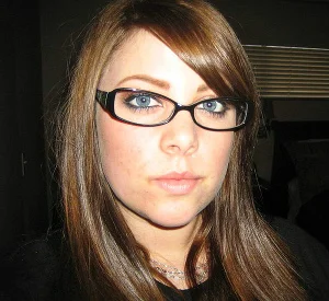 Портрет Молли МакАдамс