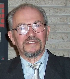 Портрет Эдуард Караш