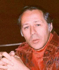 Портрет Бен Бова