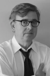 Портрет Джейсон Мэтьюз