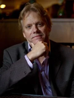 Портрет Роберт Александр