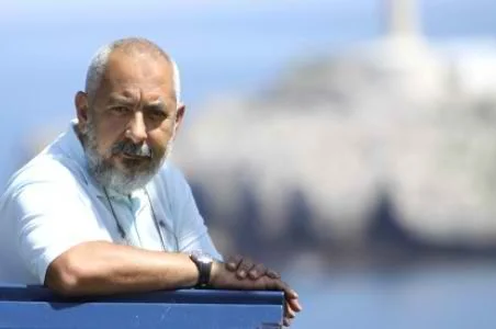 Портрет Леонардо Падура