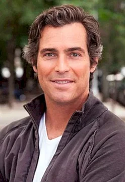 Портрет Дуглас Брант