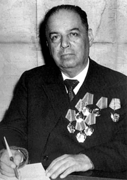 Портрет Бободжан Гафурович Гафуров