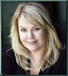 Портрет Мишель Роуэн