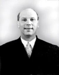 Портрет Владимир Григорьевич Мирзоев