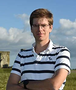 Портрет Джульен Вехен