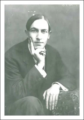 Портрет Анатолий Борисович Мариенгоф