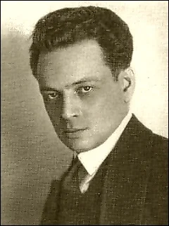 Портрет Юрий Николаевич Тынянов