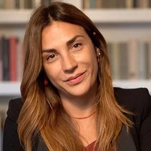 Портрет Виола Ардоне