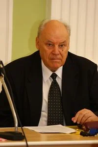 Портрет Эдуард Владимирович Бурмакин