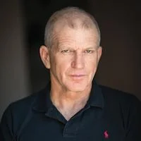 Портрет Роланд Фишман