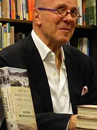 Портрет Саймон Винчестер