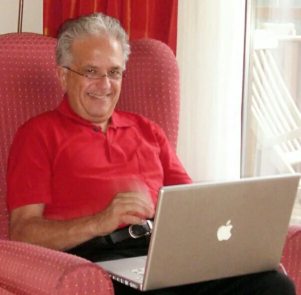 Портрет Роберто Каплан