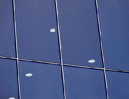 Обложка Что-то не так