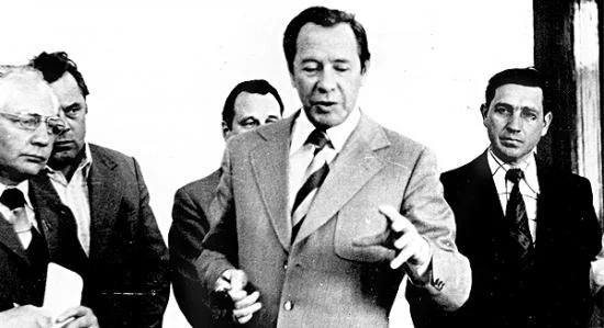 Обложка "О Россонах думаю часто..."