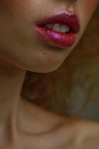 Обложка Жена