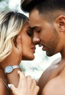 Обложка Ты от меня никуда не денешься.